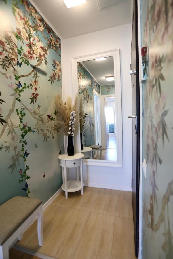 Stefanestii de Jos Apartament Beauty Smarald By Cosmopolis מראה חיצוני תמונה