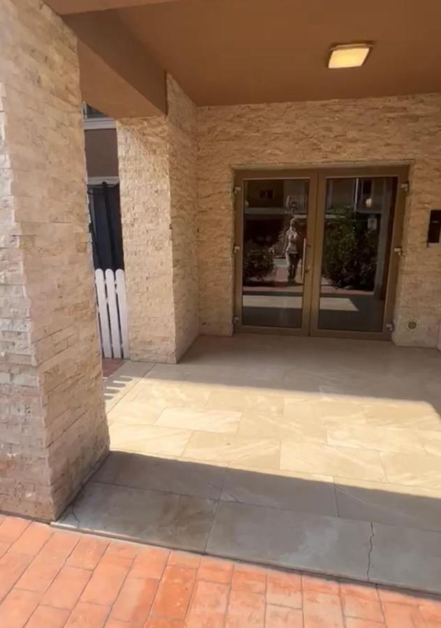Stefanestii de Jos Apartament Beauty Smarald By Cosmopolis מראה חיצוני תמונה
